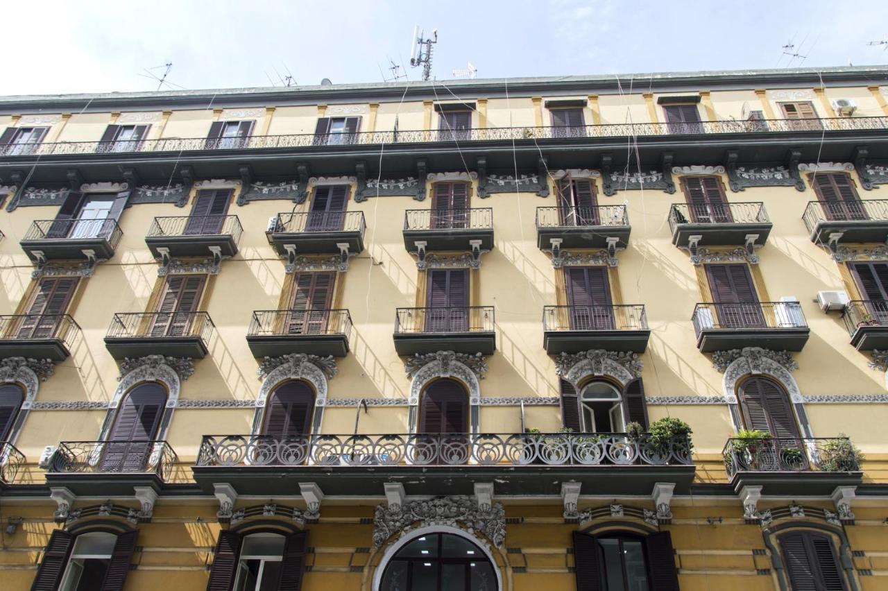 B&B La Rosa Dei Venti ナポリ エクステリア 写真